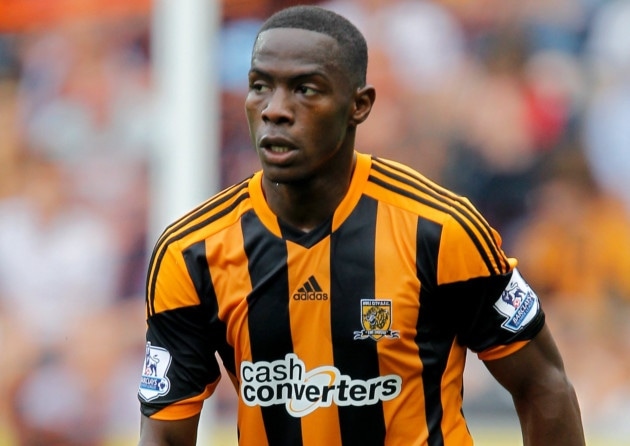 Hull City defender Maynor Figueroa has returned to Wigan Athletic on a one-month loan deal.