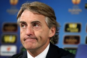 Roberto Mancini feeling the heat / Image via independent.co.uk