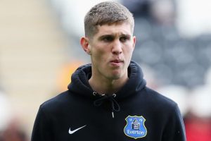 Everton's highly-rated young defender John Stones has reportedly told the Toffees he wants to move to Manchester City